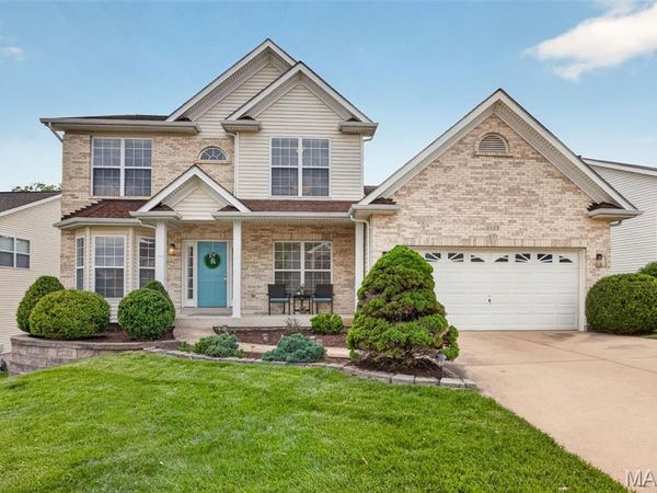 2225 Ameling Manor Drive, Maryland Heights, MO 63043