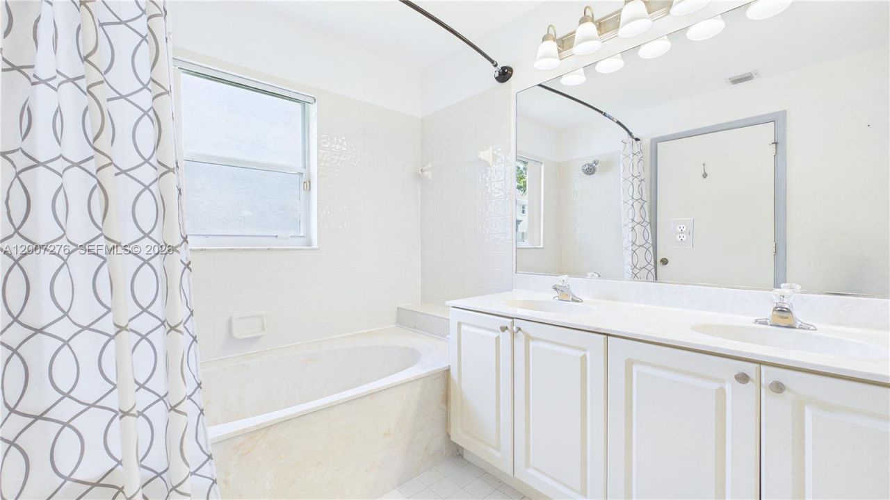 17626 SW 20th St, Miramar, FL 33029 Photo
