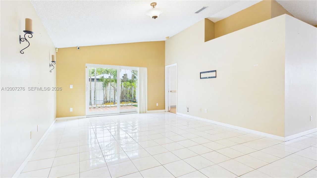 17626 SW 20th St, Miramar, FL 33029 Photo