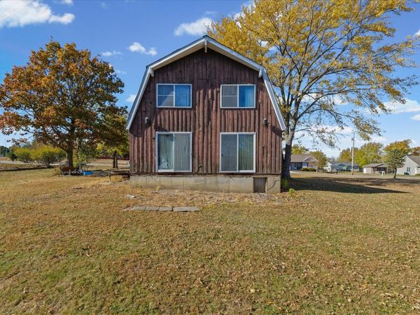 144 Pawnee Drive , Loda, IL 60948