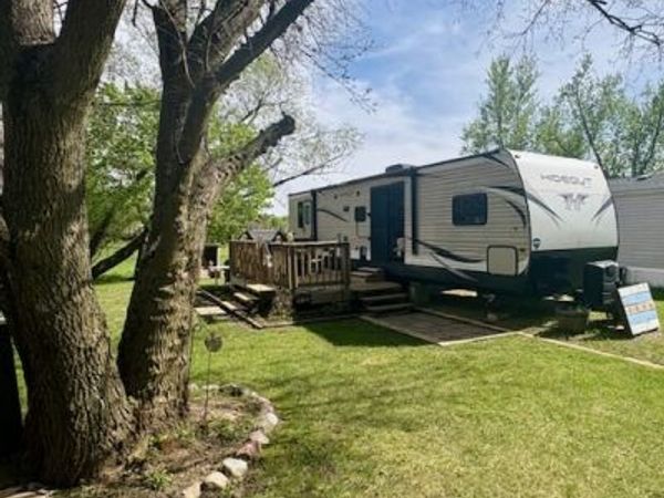 24/22 Woodhaven , Sublette, IL 61367