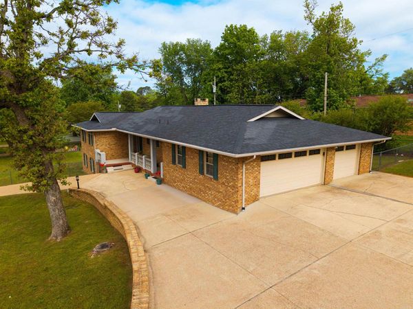 835 E 1st Street, Mountain Home, AR 72653