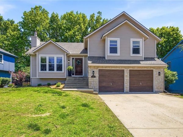 15209 LAMAR Avenue, Overland Park, KS 66223