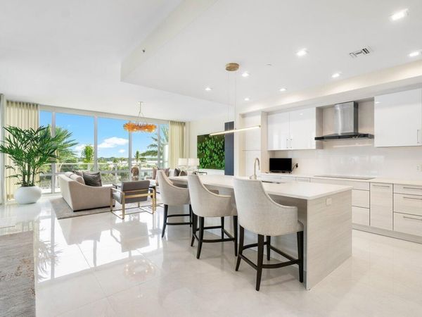 3 Water Club Way, Unit 401, North Palm Beach, FL 33408