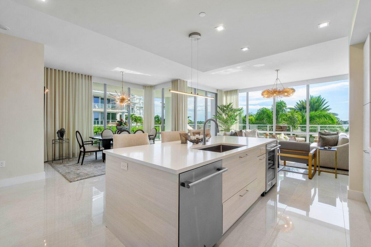 3 Water Club Way, Unit 401, North Palm Beach, FL 33408 Photo