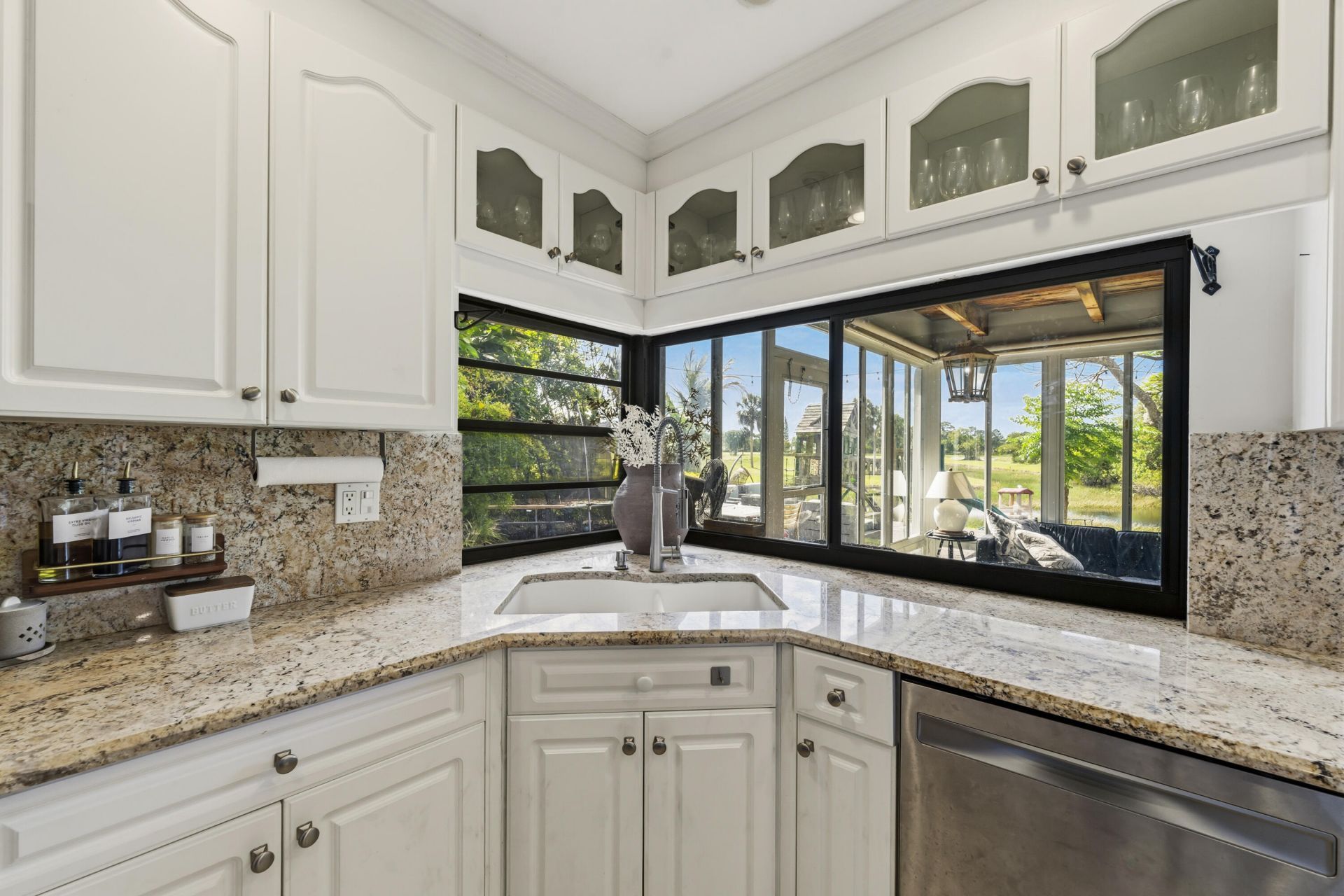 8015 SE Trenton Avenue, Hobe Sound, FL 33455 Photo