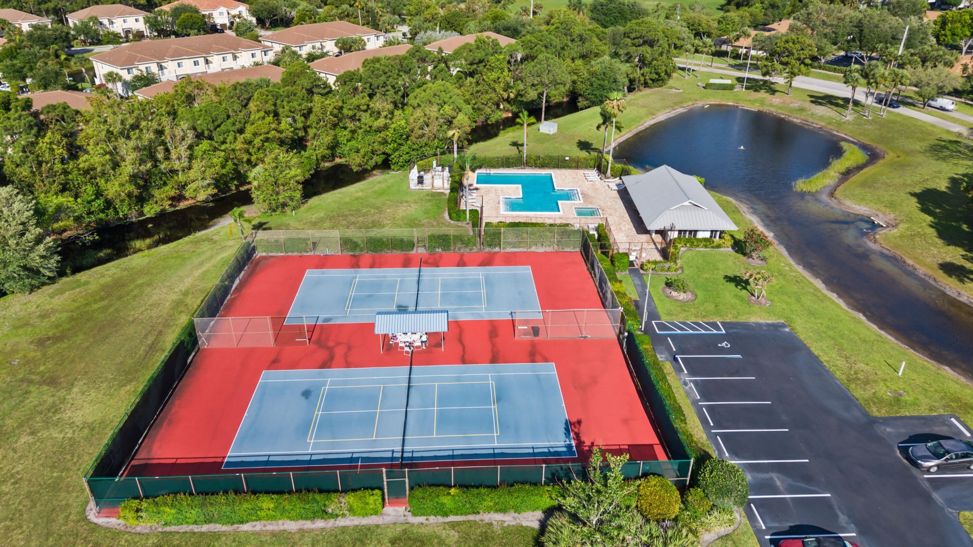 8015 SE Trenton Avenue, Hobe Sound, FL 33455 Photo