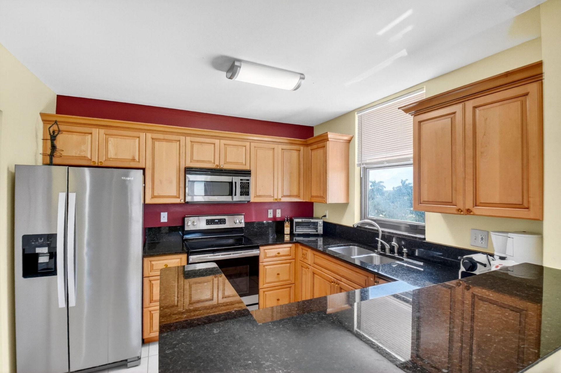 651 Okeechobee Boulevard, Unit 402, West Palm Beach, FL 33401 Photo