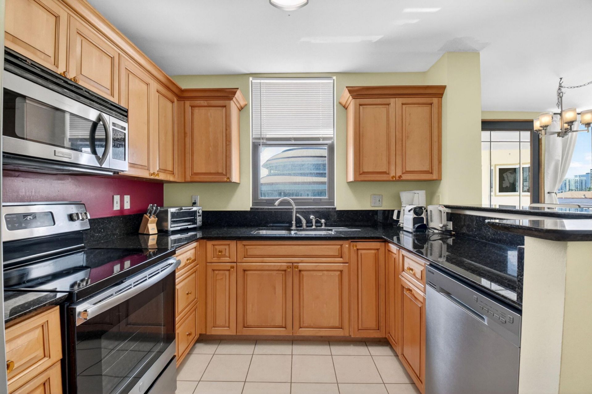 651 Okeechobee Boulevard, Unit 402, West Palm Beach, FL 33401 Photo