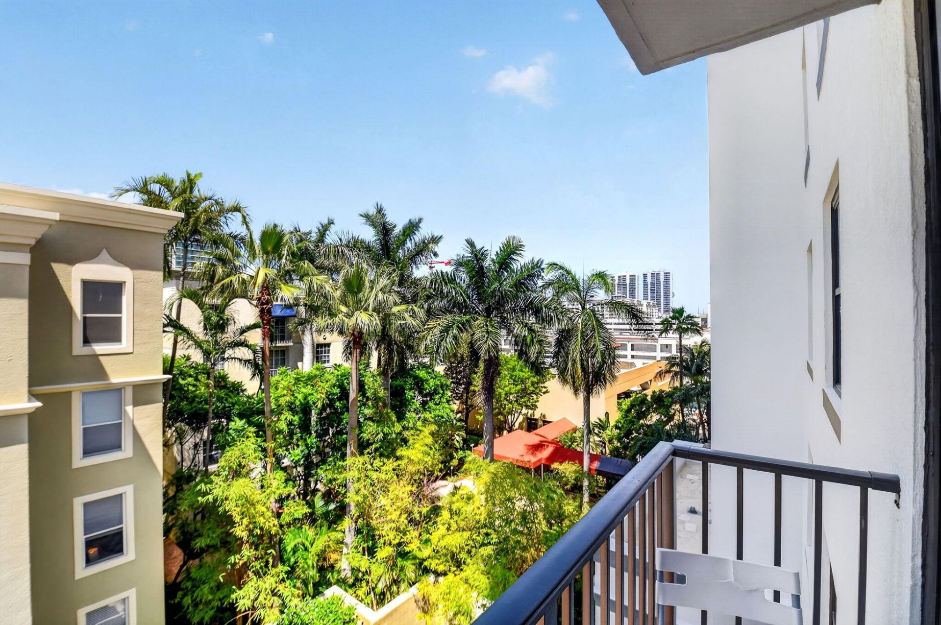 651 Okeechobee Boulevard, Unit 402, West Palm Beach, FL 33401 Photo