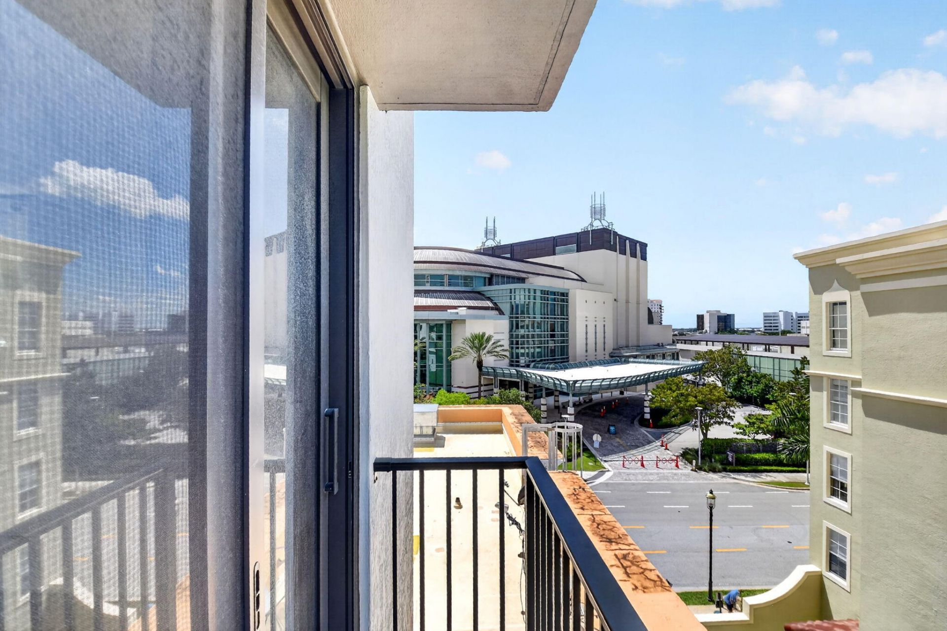651 Okeechobee Boulevard, Unit 402, West Palm Beach, FL 33401 Photo