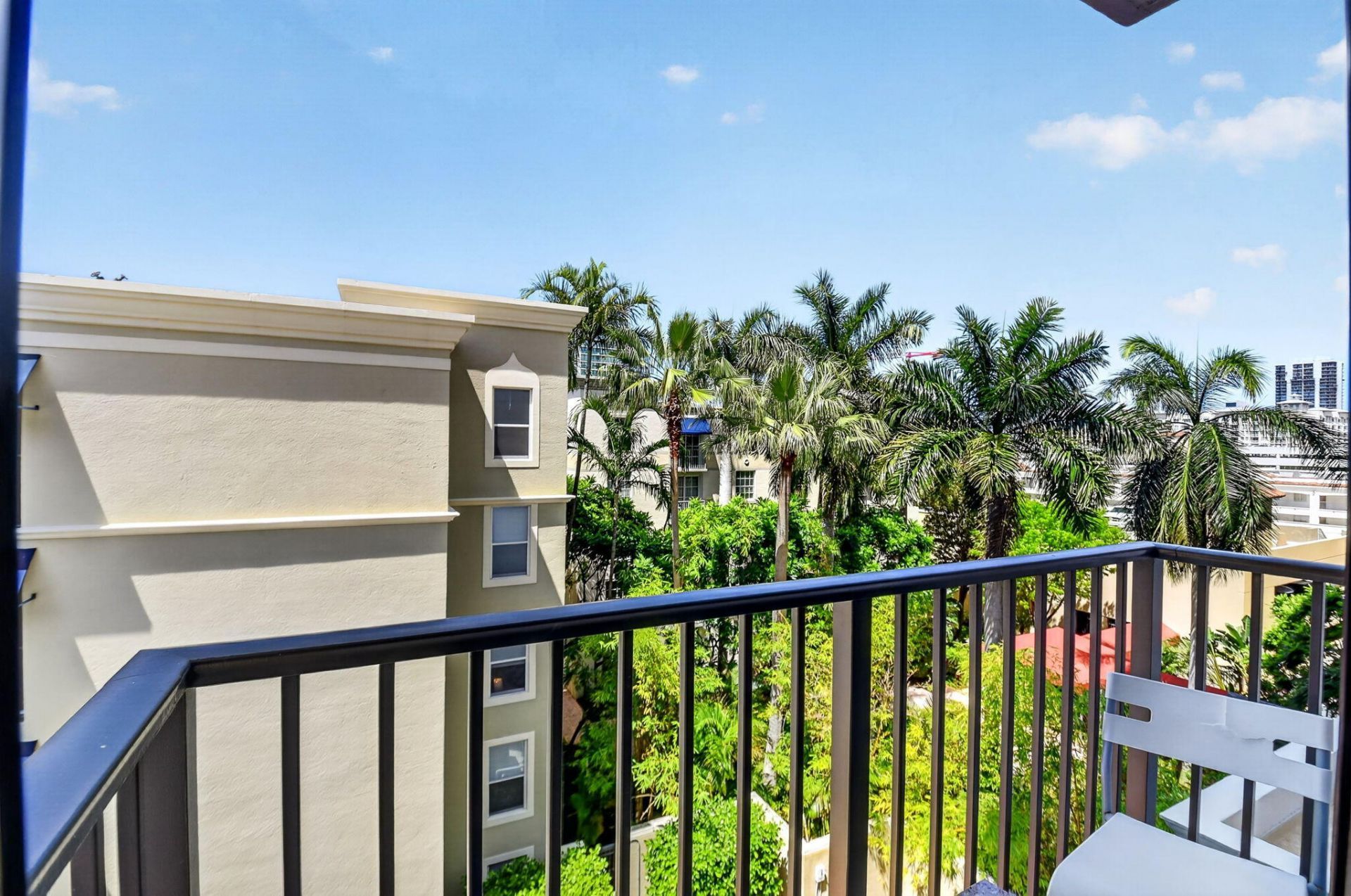 651 Okeechobee Boulevard, Unit 402, West Palm Beach, FL 33401 Photo