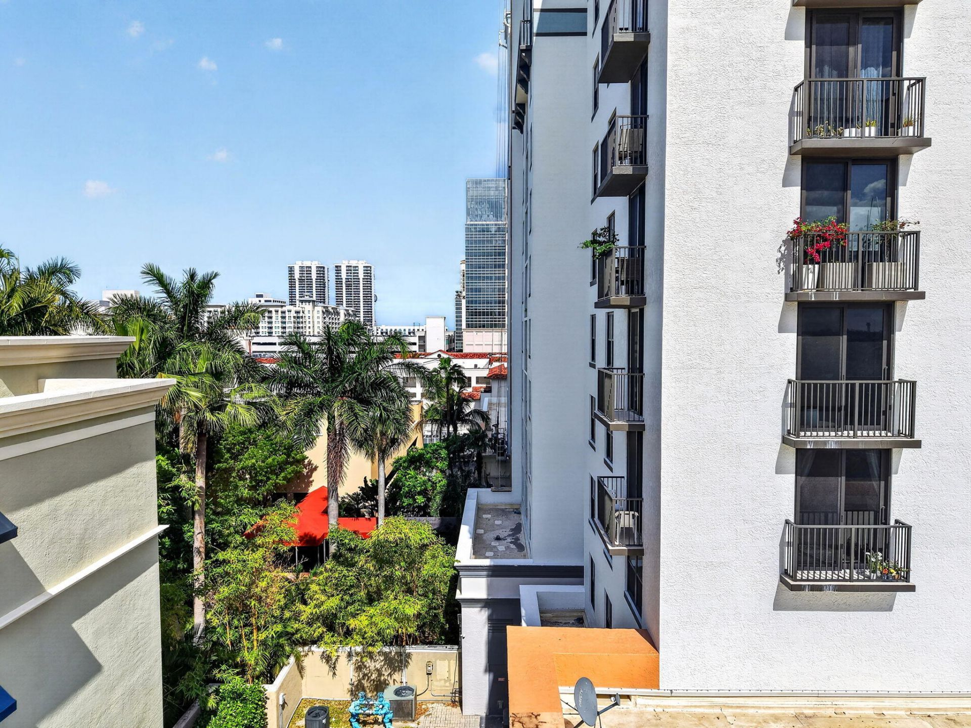 651 Okeechobee Boulevard, Unit 402, West Palm Beach, FL 33401 Photo