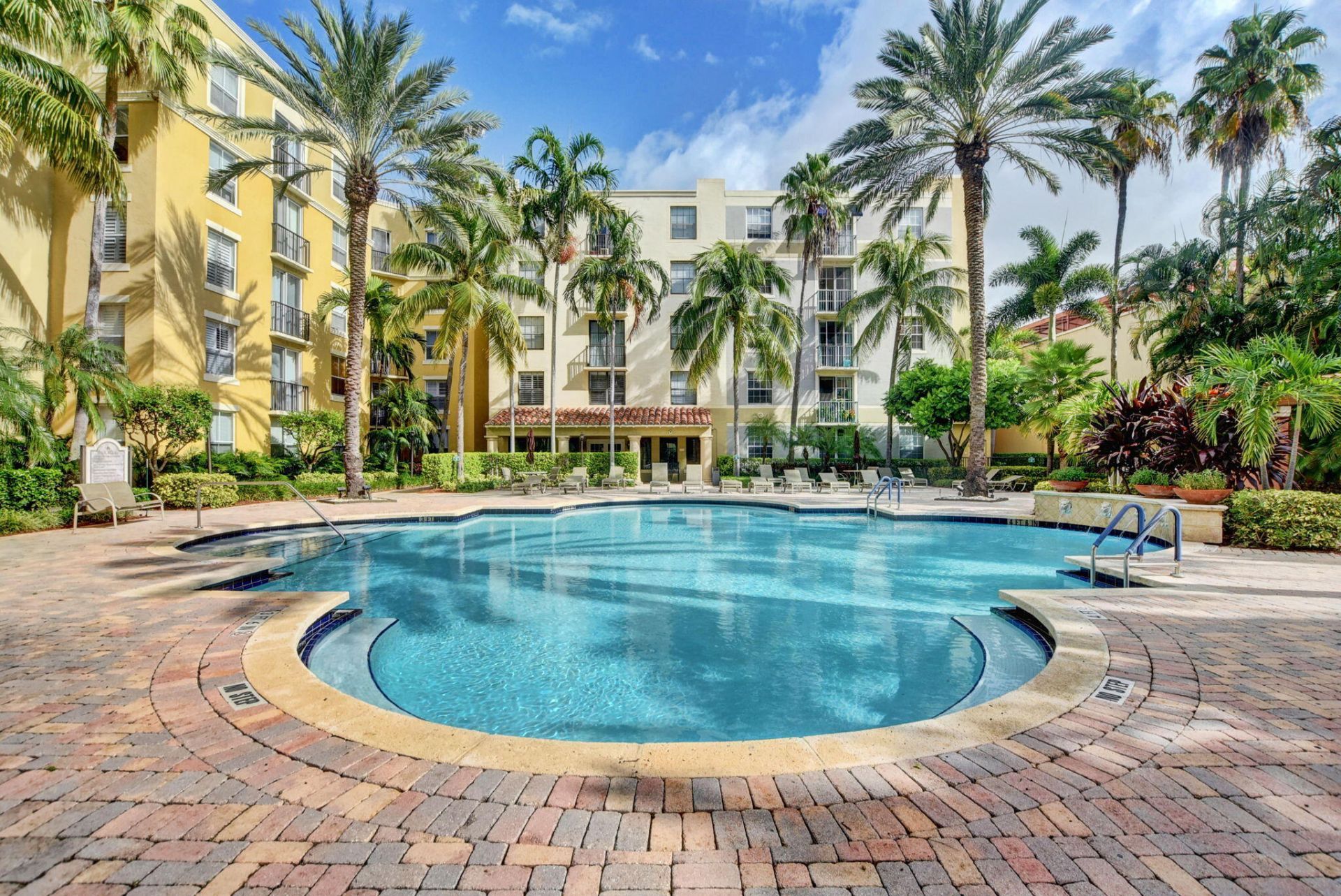 651 Okeechobee Boulevard, Unit 402, West Palm Beach, FL 33401 Photo