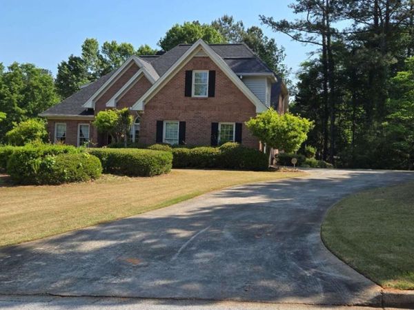 2329 Lochinver Lane SW, Conyers, GA 30094