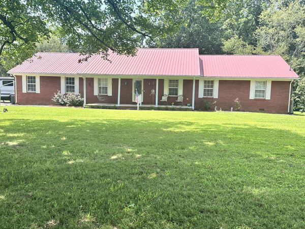 91 Lambs Ferry Rd, Loretto, TN 38469