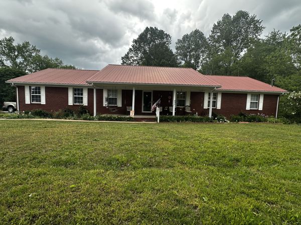 91 Lambs Ferry Rd, Loretto, TN 38469