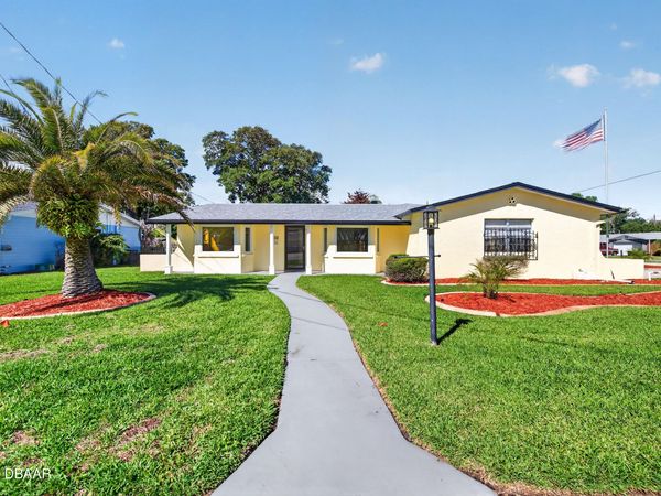 2300 Brian Avenue, South Daytona, FL 32119