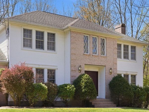 15 Blue Sky Dr, Westfield, MA 01085