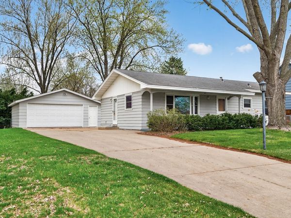 11832 Wren Street NW, Coon Rapids, MN 55433