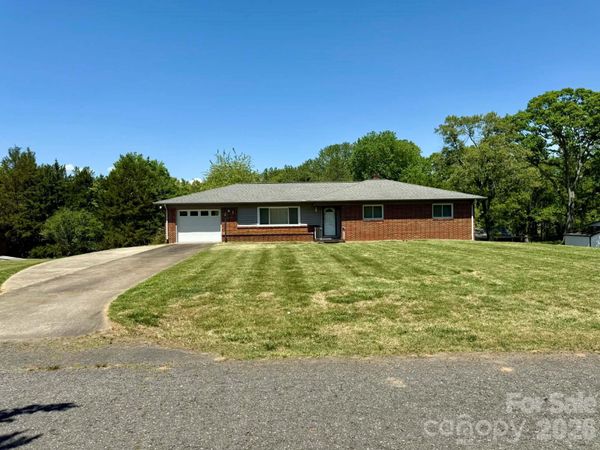 3195 Westview Street , Valdese, NC 28690