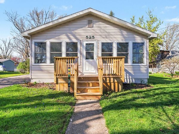 525 Main Street, Coopersville, MI 49404