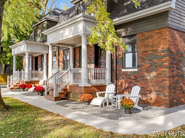 103 N Pier Street, St. Joseph, MI 49085