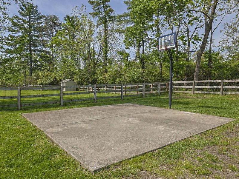 10023 Windzag Lane, Cincinnati, OH 45242 Photo 57