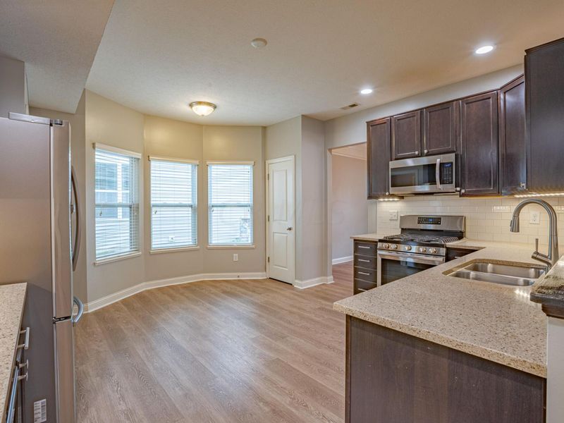 6003 Bell Classic Drive , Westerville, OH 43081 Photo 9