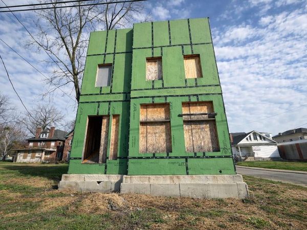 760 Mcallister Avenue , Columbus, OH 43205