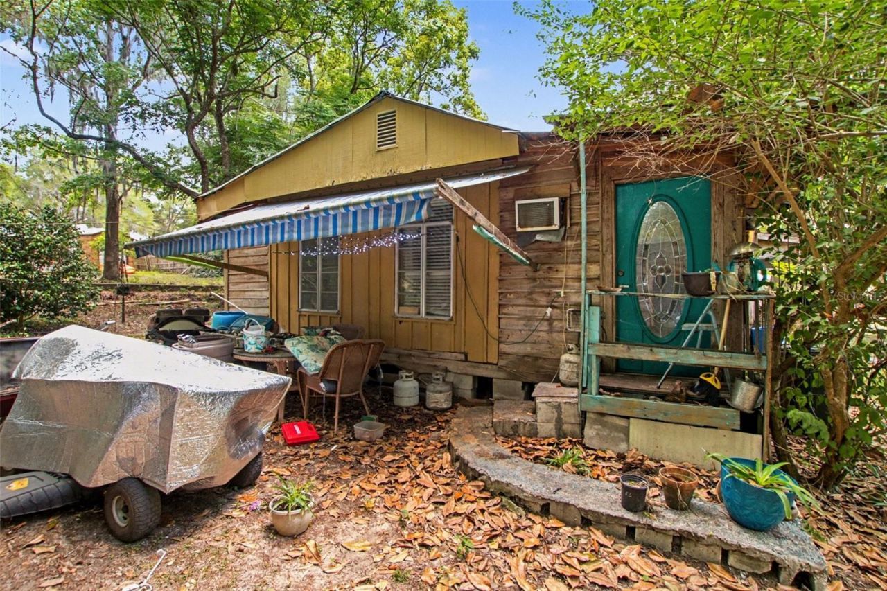 8955 S Lakeshore Drive , Floral City, FL 34436 Main Photo