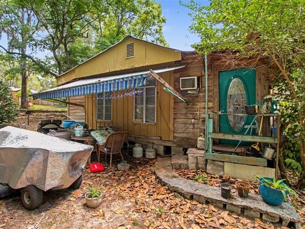 8955 S LAKESHORE DRIVE , FLORAL CITY, FL 34436