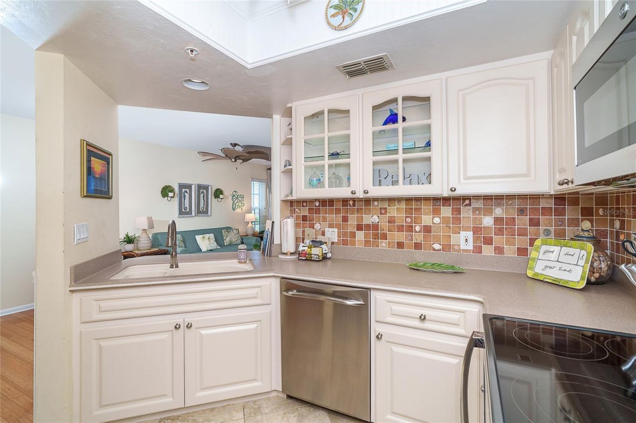 7438 Palm Island Drive, Unit 3712, Placida, FL 33946 Photo