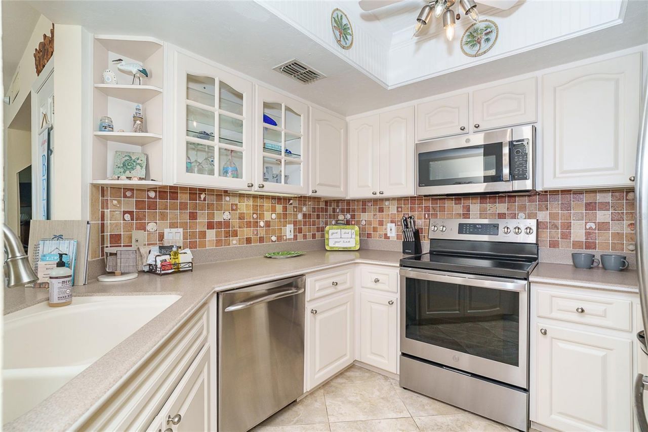7438 Palm Island Drive, Unit 3712, Placida, FL 33946 Photo