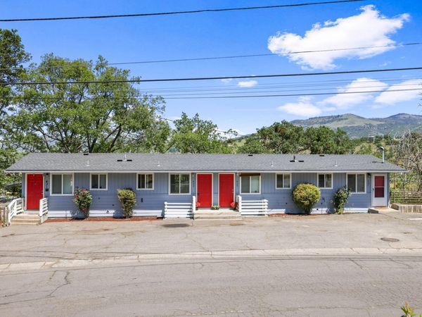 431 Elm Street, Phoenix, OR 97535