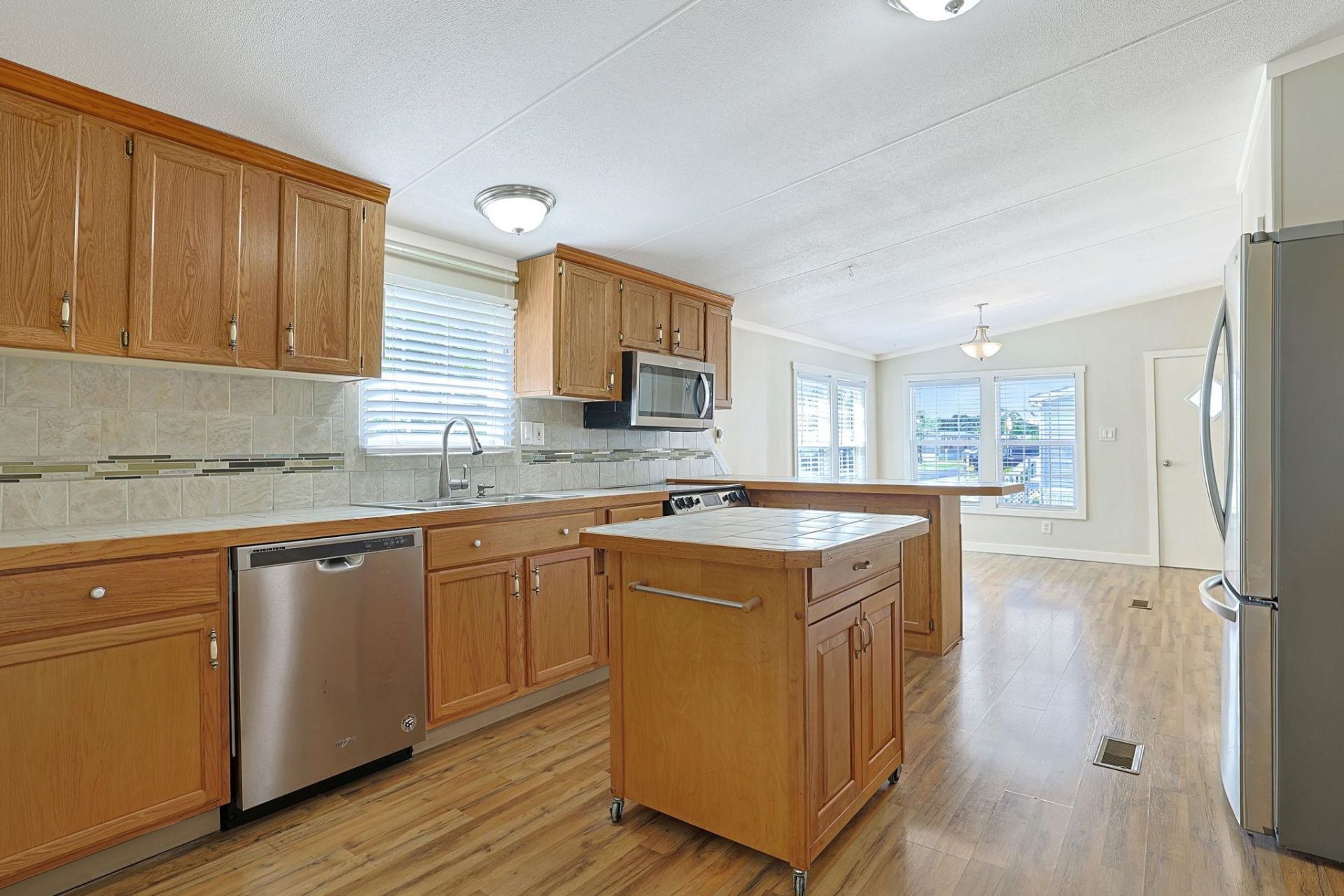 1032 Palm Dr. Photo 7