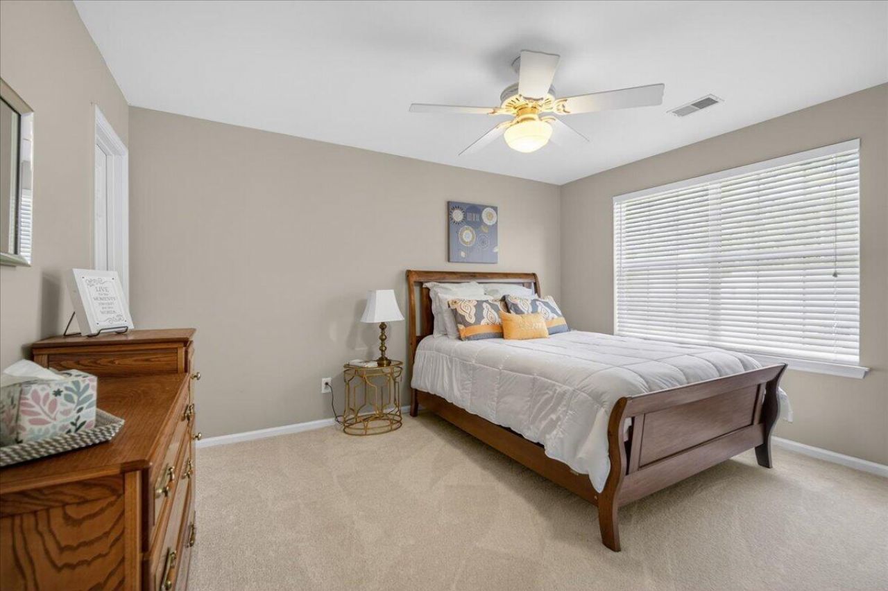 533 Pointe Of Oaks Road Photo 36