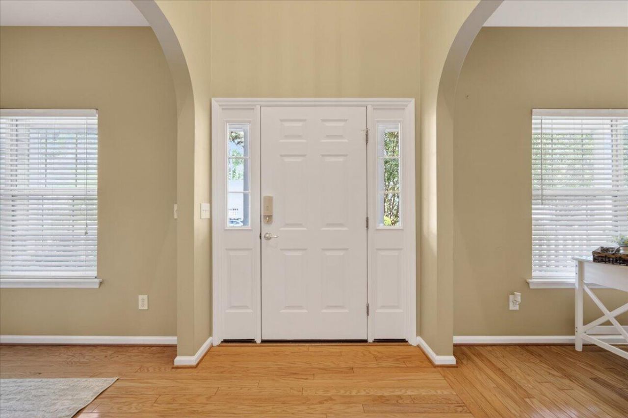 533 Pointe Of Oaks Road Photo 6