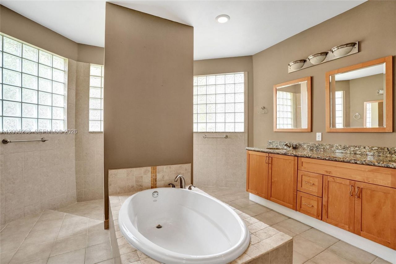 4921 NW 112th Dr , Coral Springs, FL 33076 Photo