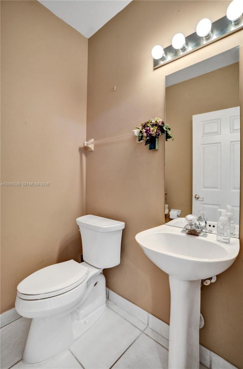 4921 NW 112th Dr , Coral Springs, FL 33076 Photo