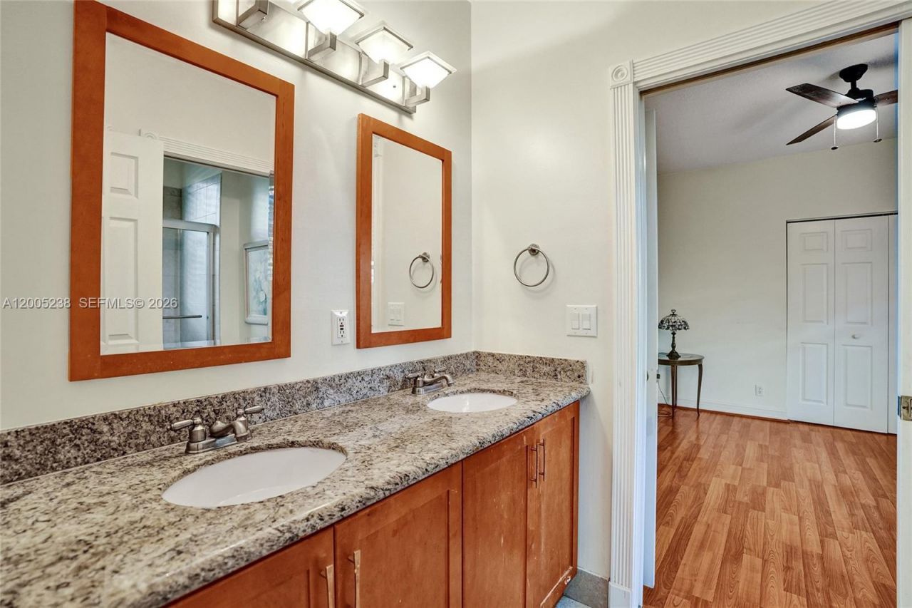 4921 NW 112th Dr , Coral Springs, FL 33076 Photo