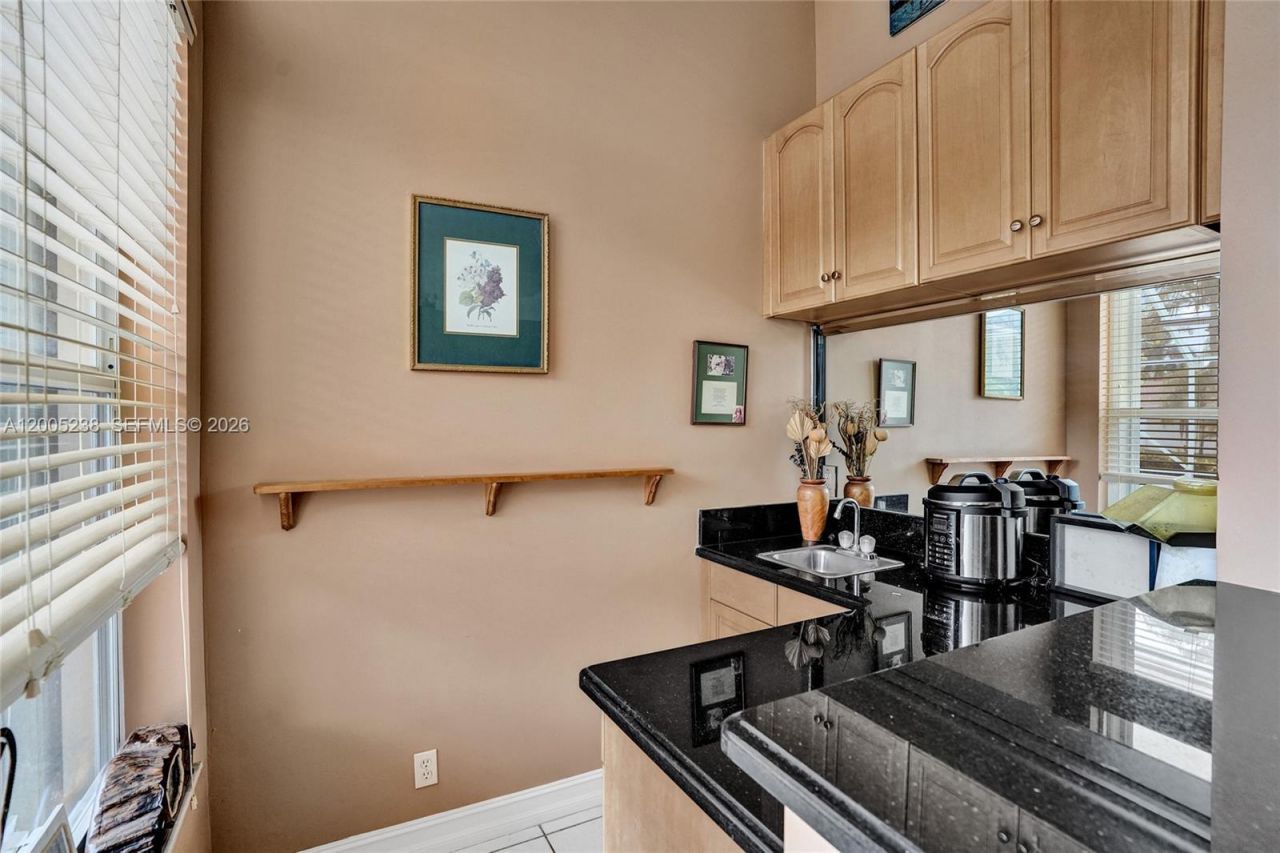 4921 NW 112th Dr , Coral Springs, FL 33076 Photo