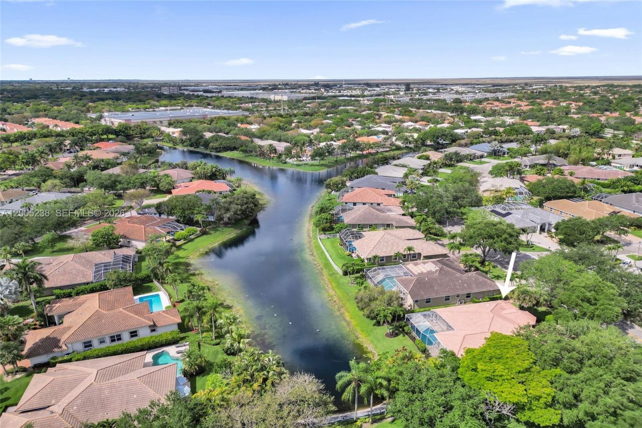 4921 NW 112th Dr , Coral Springs, FL 33076 Photo