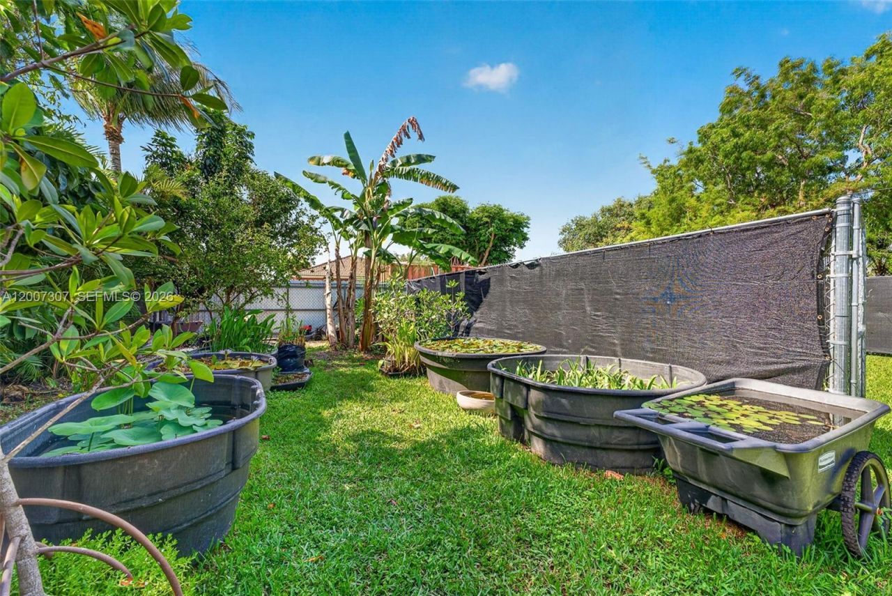 12310 SW 216th St , Miami, FL 33170 Photo