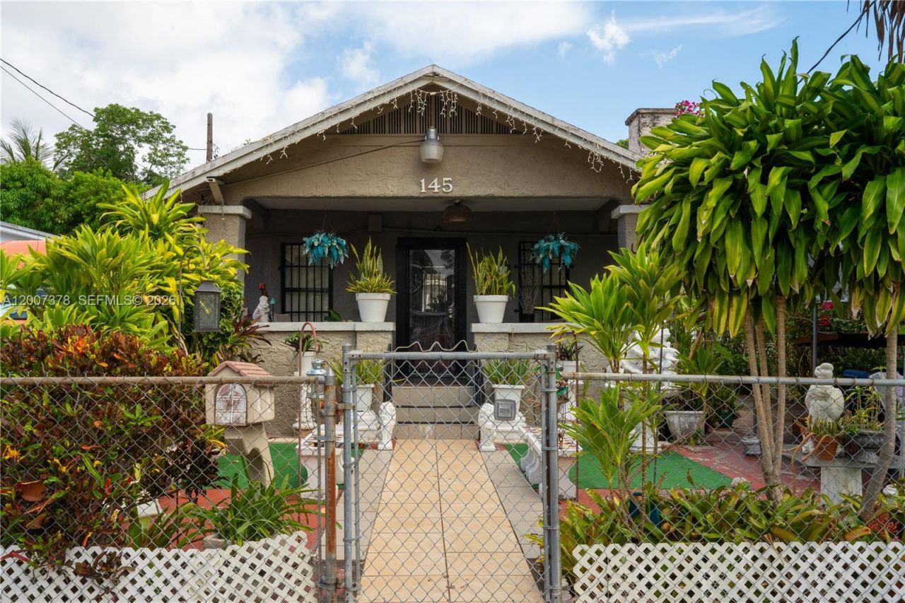 145 NW 31st St , Miami, FL 33127 Photo