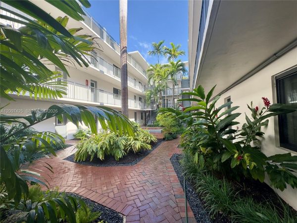 3242 Mary St , Unit S115, Miami, FL 33133
