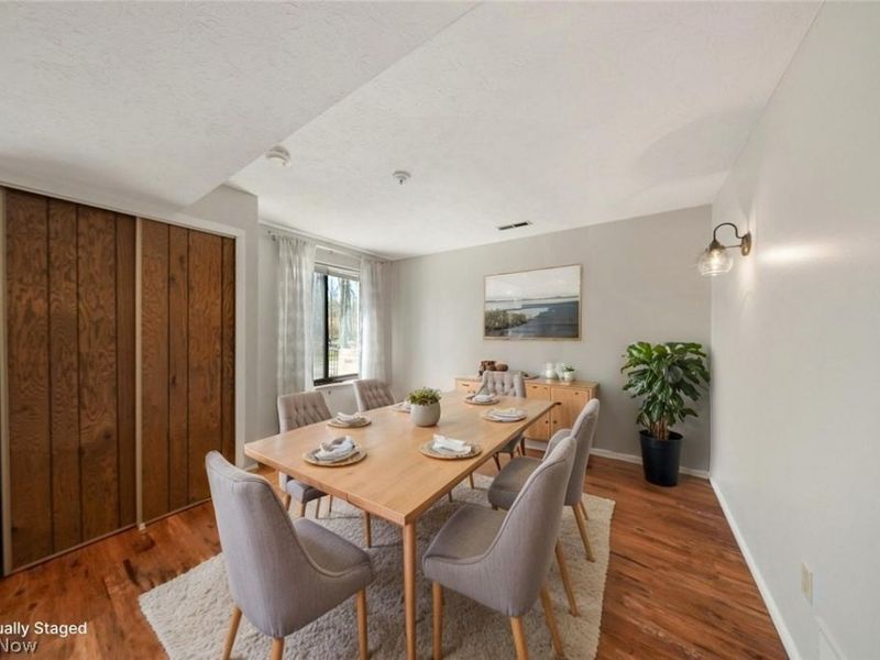 723 Tollis Parkway, Broadview Heights, OH 44147 Photo 12