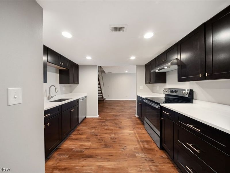 723 Tollis Parkway, Broadview Heights, OH 44147 Photo 17