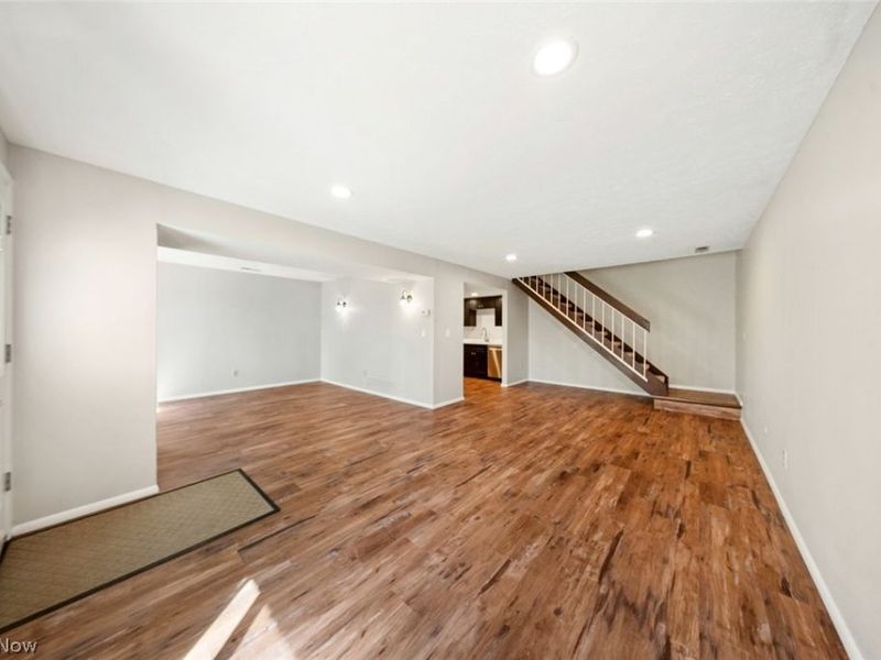 723 Tollis Parkway, Broadview Heights, OH 44147 Photo 5