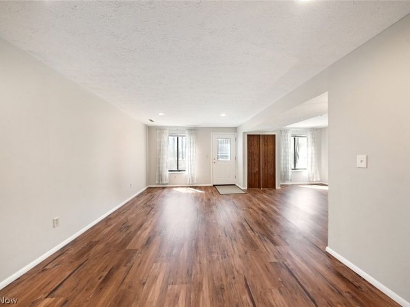 723 Tollis Parkway, Broadview Heights, OH 44147 Photo 9